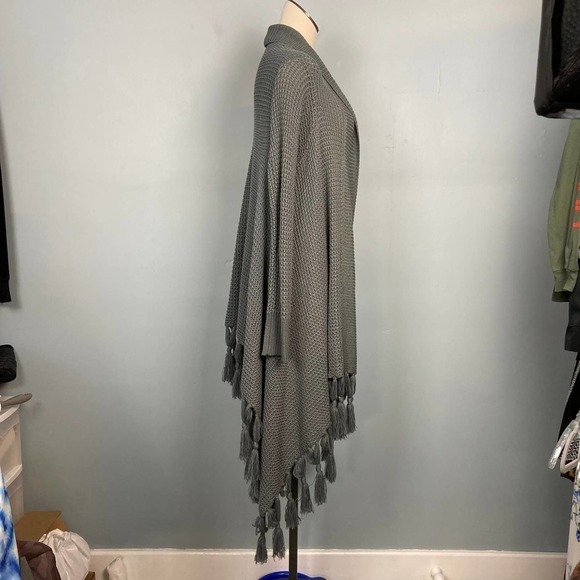 Revolve Jack by BB Dakota by Steve Madden Minerva Sweater Size S Dark Charcoal - Picture 7 of 12